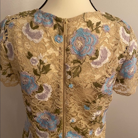 Calvin Klein size 8 embroidered dress with attached tank lining - Picture 7 of 11